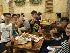 长兴烧烤加盟,学烧烤技术,开烧烤店多少钱疯狂烤翅加盟